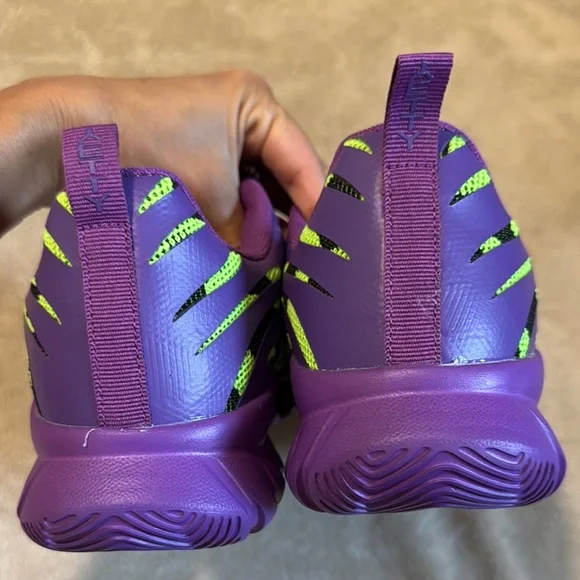Women’s Purple and Green Sneakers, they can be used for Halloween NWOT - Picture 4 of 8